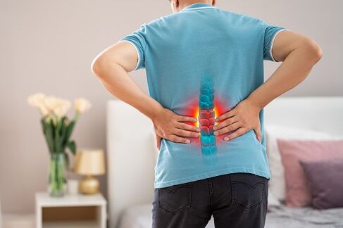 Mnogo razloga može uzrokovati jaku bol u donjem dijelu leđa